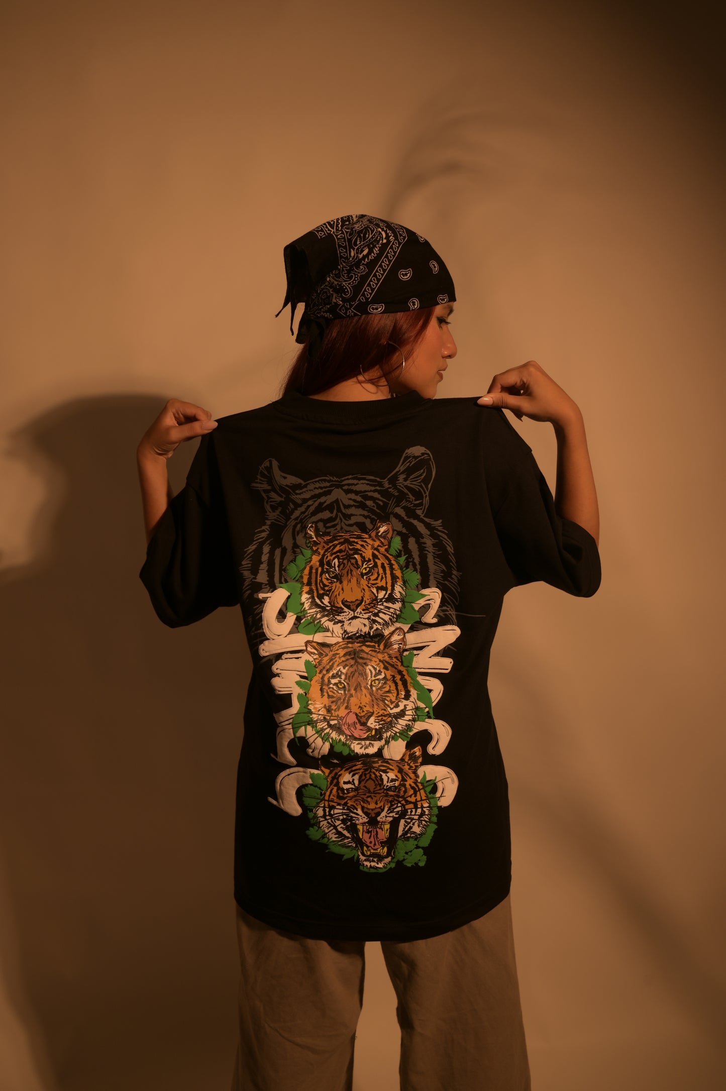 Roar Tee - Black