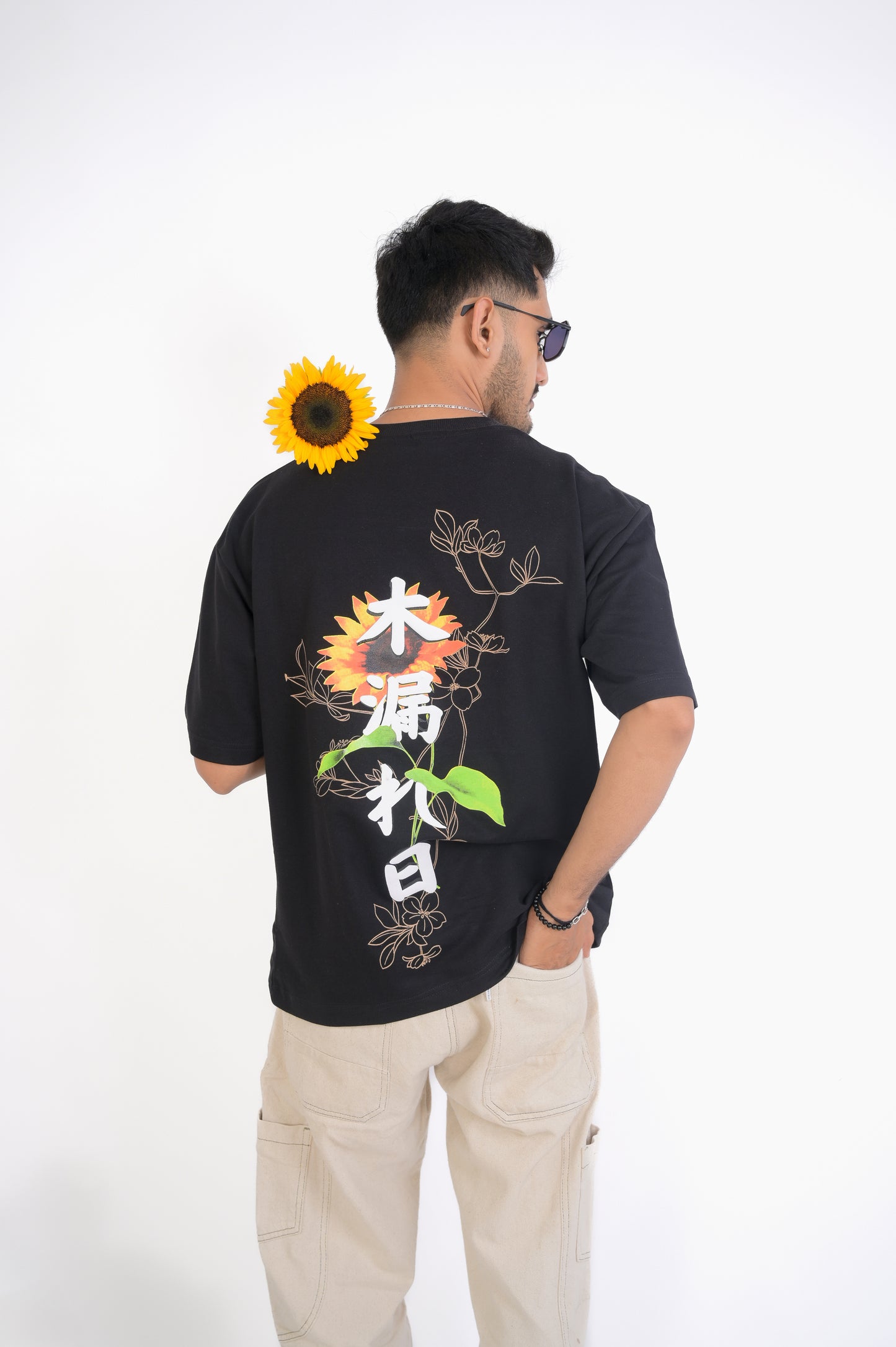 Petal Prelude Tee - Black